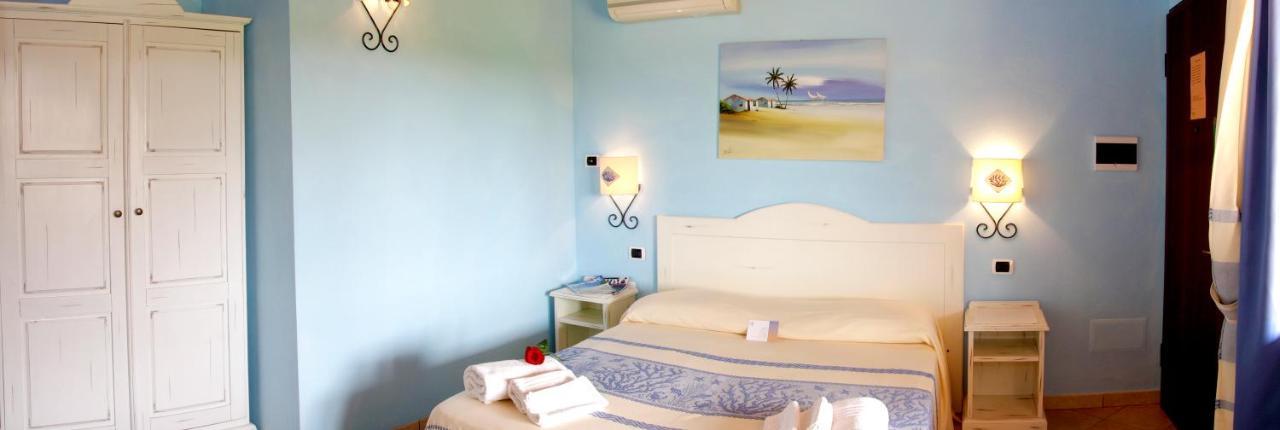 Hotel Tupei Calasetta Luaran gambar