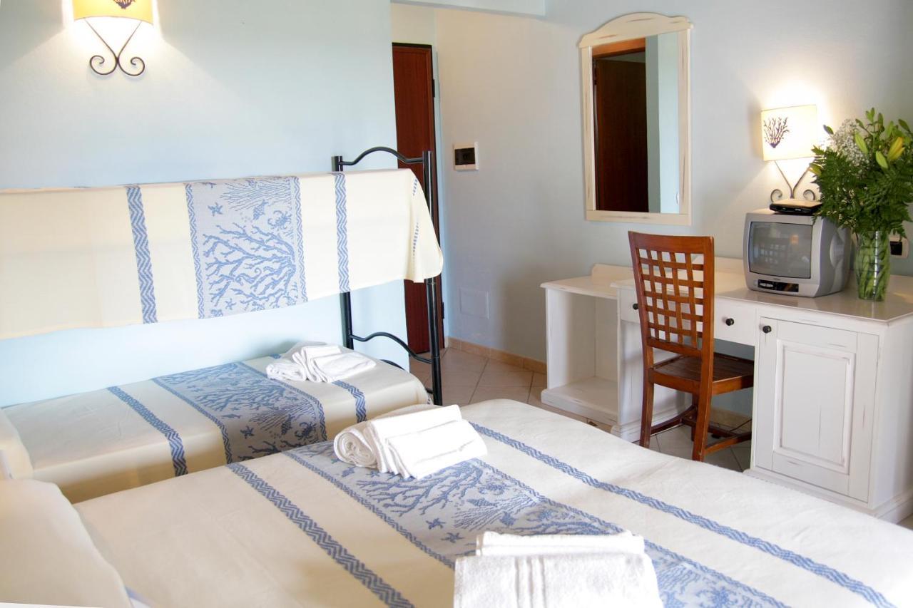 Hotel Tupei Calasetta Luaran gambar