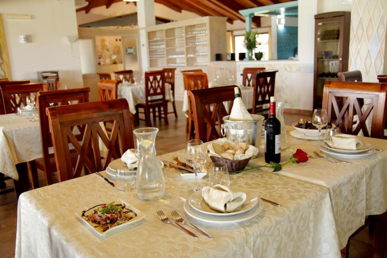 Hotel Tupei Calasetta Luaran gambar